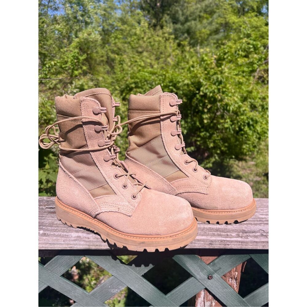 UFCW 8430 Womens Military Army Desert Combat Boots Steel Toe Vibram Sole Sz 5 XW